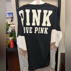 Vs crewneck